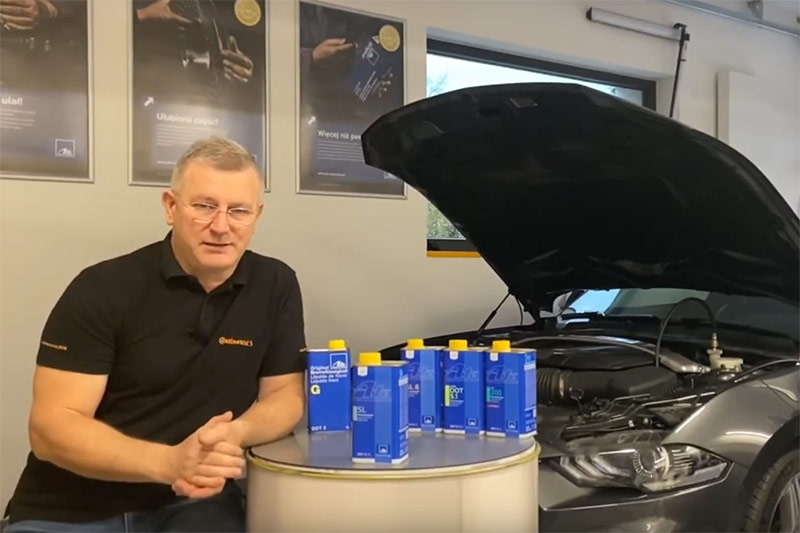  Czym kierować się przy doborze płynu hamulcowego?