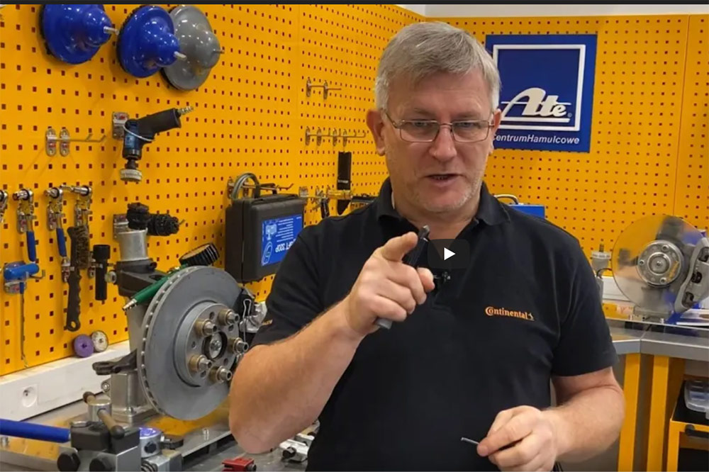 Przewody hamulcowe stalowe - urządzenia i narzędzia do ich obsługi